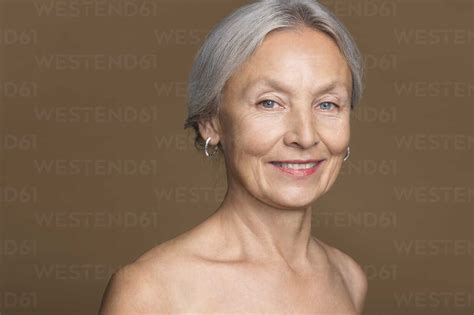 nude senior women